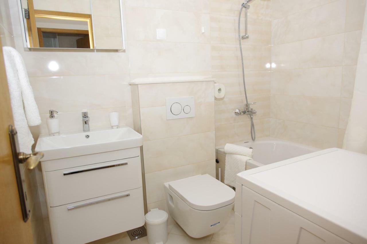 Apartments Sonja ポドゥゴラ エクステリア 写真